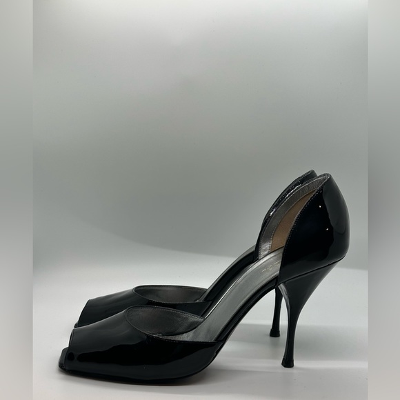 PRADA Calzature Black Patent Leather Peep Toe Pumps Sz 40 - Picture 2 of 9